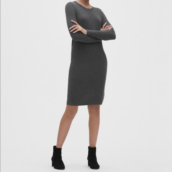 Gap Cozy Ribbed Knit Crew Neck Sweater 